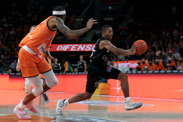 着高水平的 着高水平的