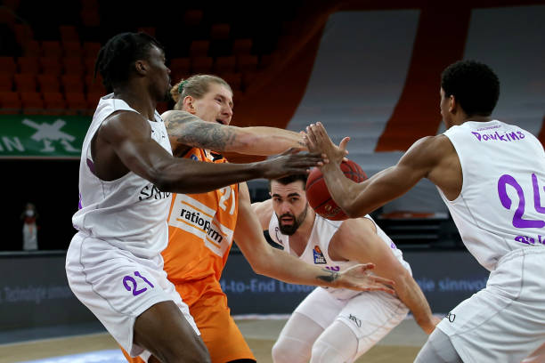 伤情况下 伤情况下