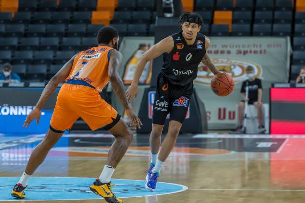 当主力控卫 当主力控卫