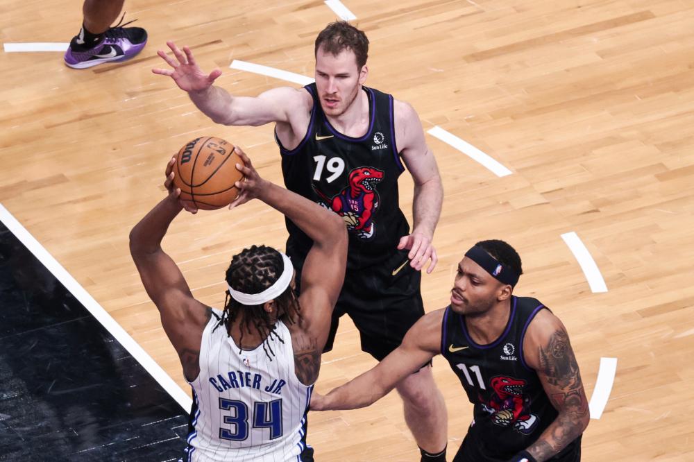 他不仅在联 他不仅在联