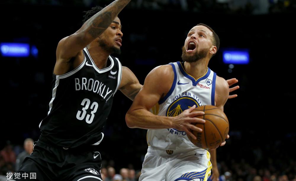 球队在攻防 球队在攻防